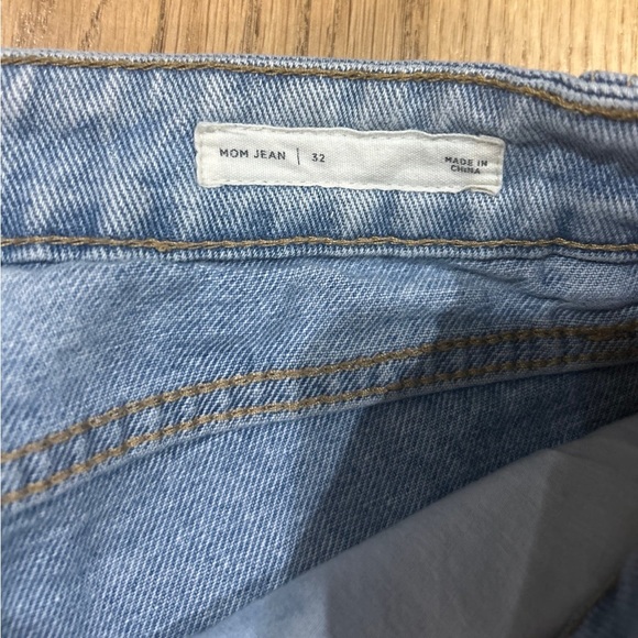 PacSun Mom Jeans Size 32 - Picture 3 of 6